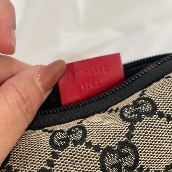 Gucci Small Cosmetic Pouch - Picture 4 of 4